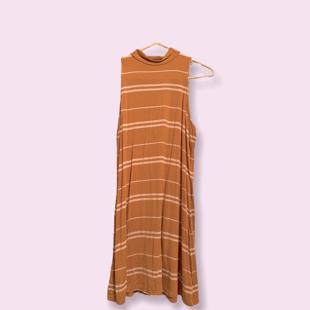 Yellow sleeveless striped dress